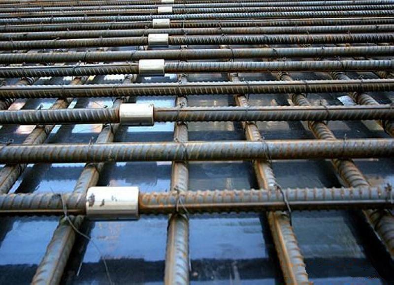 柳州为什么建楼房时，要在钢筋上加一排小圆环？原来作用这么大